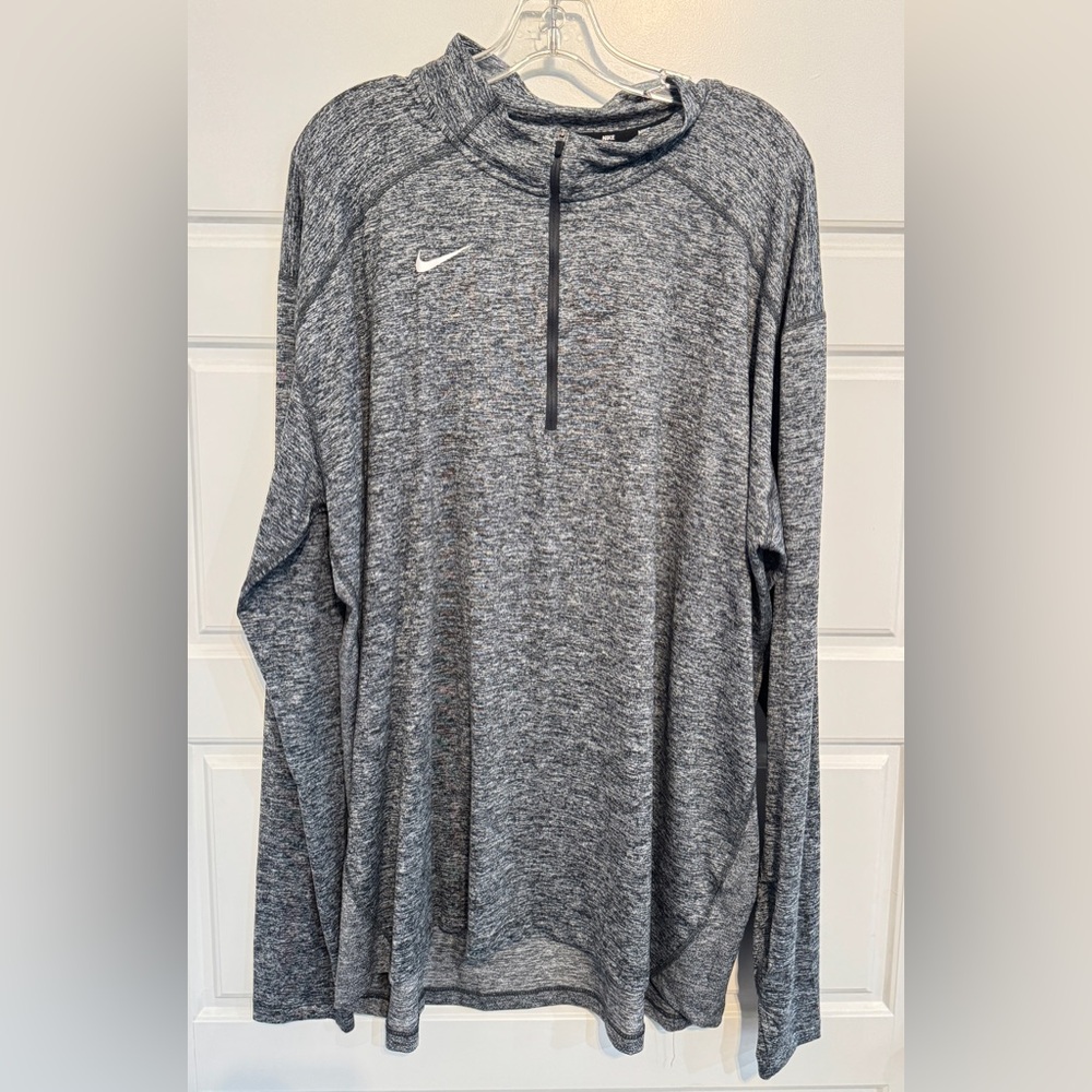 Men’s XXL NIKE Quarter Zip Pullover NEW without Tags